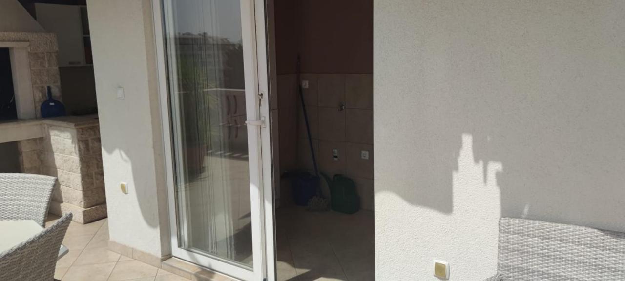 Apartamento Happy Basset Terrace Makarska Exterior foto