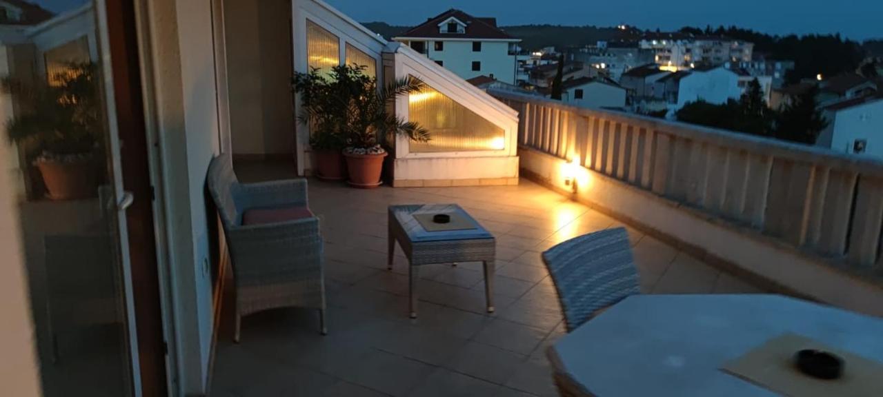Apartamento Happy Basset Terrace Makarska Exterior foto